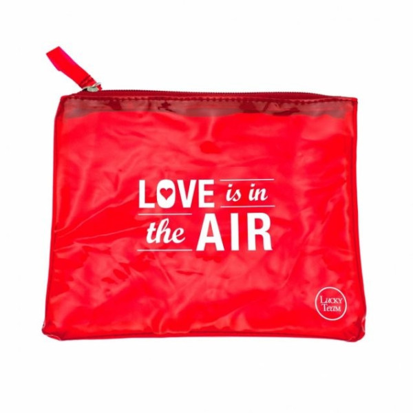 Pochette rouge Love is in the air