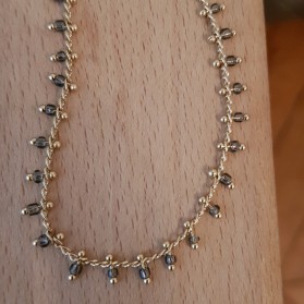 Collier Lou Gris