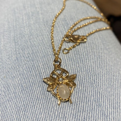 Collier Abeille Pierre de lune