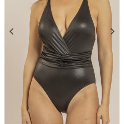 Maillot noir irisé