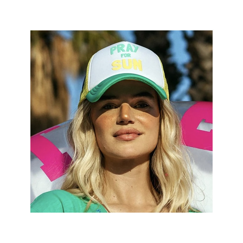 One tee Casquette Pray for Sun