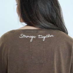 One tee Collab Veronika Loubry Choco