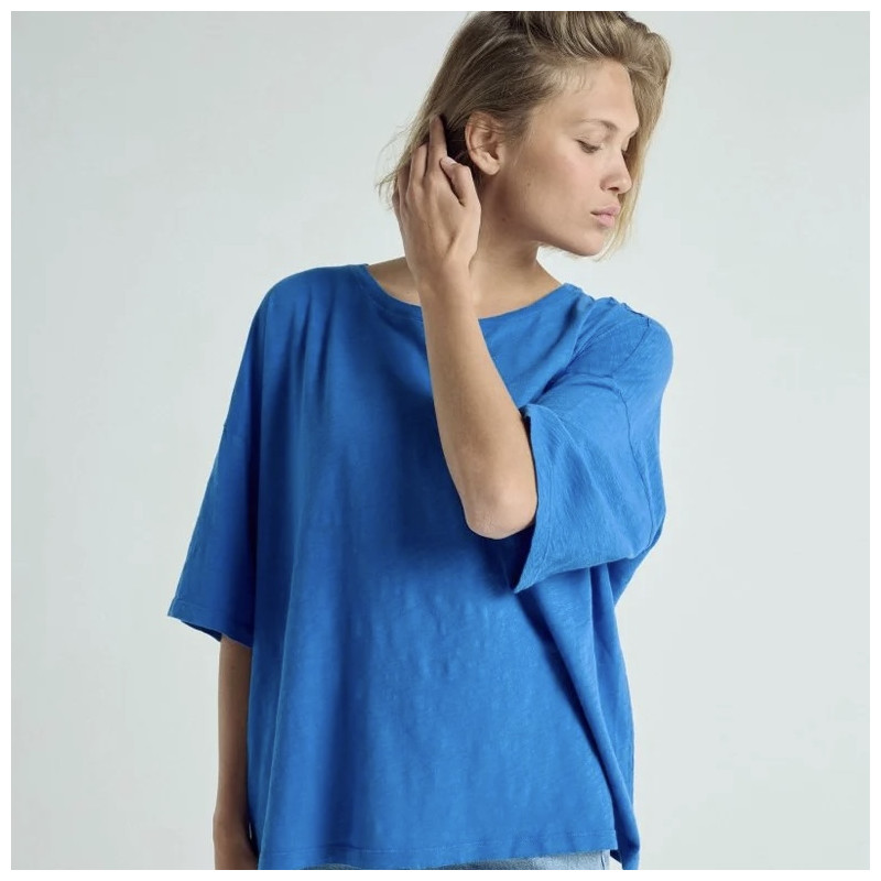 One tee Collab Veronika Loubry Bleu roi