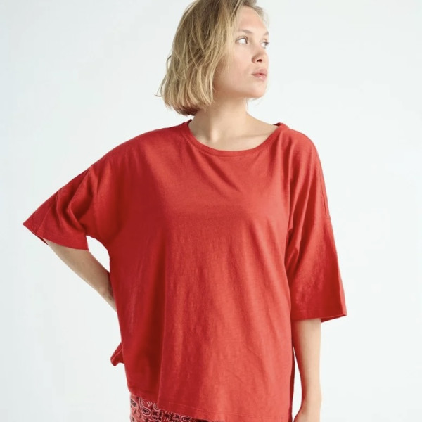 One tee Collab Veronika Loubry Pink Red